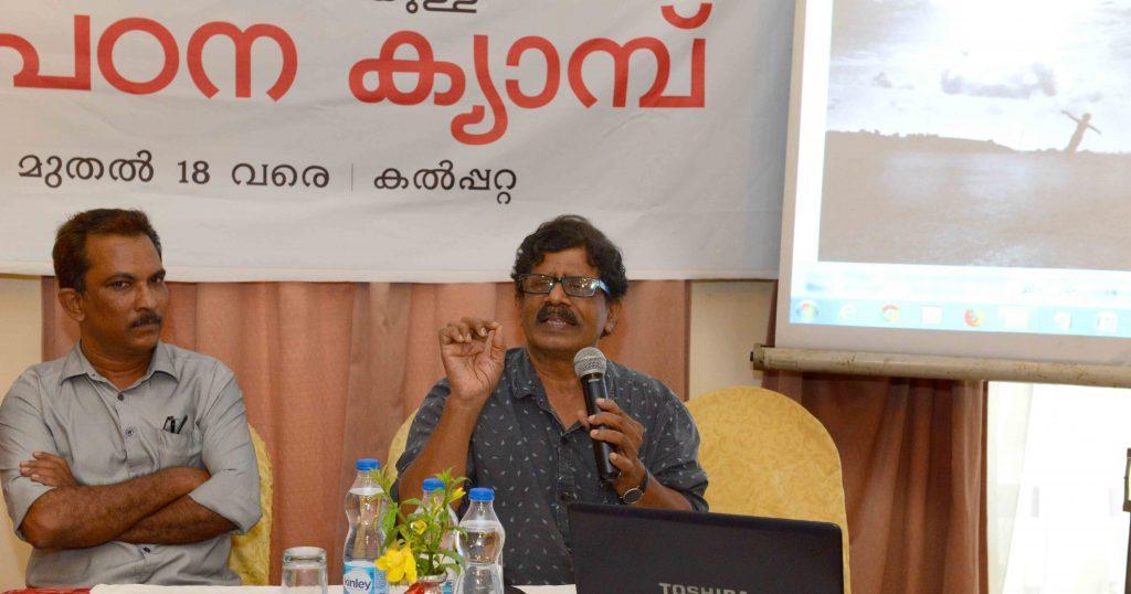 Media-academi-padana-campil-photographer-Musthafa-class-edukunnu