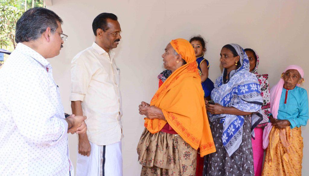 Pozhuthana-Kalathinkal-Pathummaku-veedu-kaimariya-shesham-manthri-kudumbangalkoppam-1