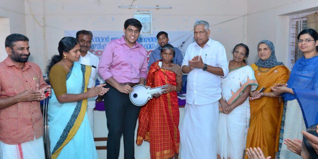 mndy-block-panchayath-key-hnd-ovr-by-sub-collctor-1