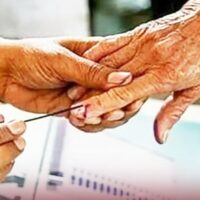 പനമരത്ത് പോളിംഗ് ഓഫീസർ താമരക്ക് വോട്ട് ചെയ്യാൻ ആവശ്യപ്പെട്ടതായി ആരോപണം