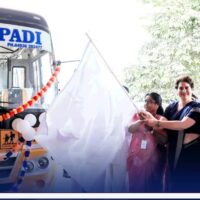 മേപ്പാടി ഗവ. ഹയര്‍ സെക്കണ്ടറി സ്‌കൂളിന്റെ പുതിയ ബസ് പ്രിയങ്ക ഗാന്ധി എം.പി. ഫ്‌ലാഗ് ഓഫ് ചെയ്തു