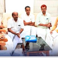 പടിഞ്ഞാറത്ത പൂഴിത്തോട് ബദൽ റോഡ്   പൊതുമരാമത്ത് വകുപ്പ് മന്ത്രിയുമായി ചർച്ച നടത്തി 
