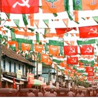 പൊതു സ്ഥലങ്ങളിലെ കൊടിതോരണങ്ങള്‍ നീക്കം ചെയ്യണം